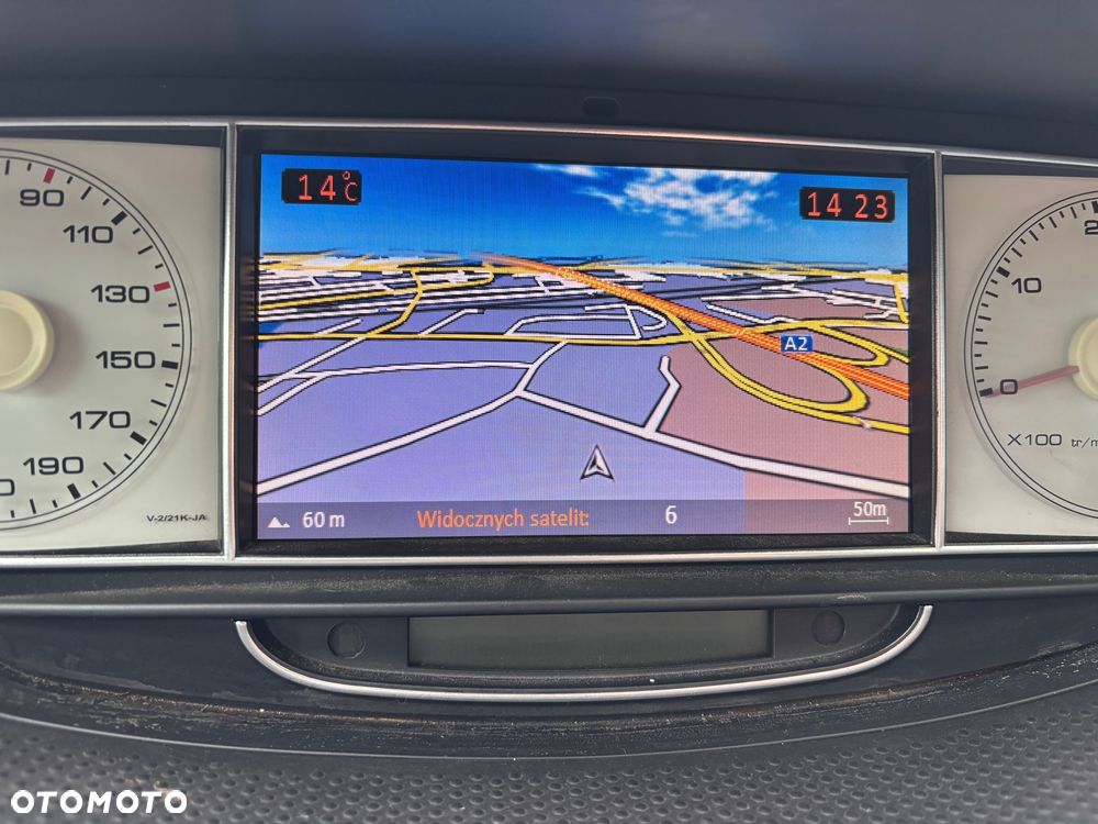 Peugeot 807 2.0 HDi Premium - 36