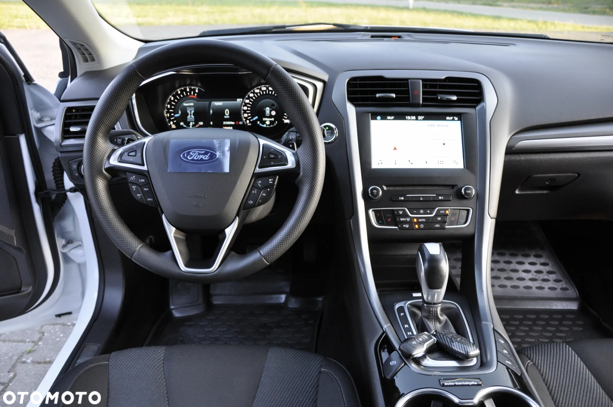 Ford Mondeo Turnier 2.0 TDCi PowerShift-Aut Allrad Titanium - 28