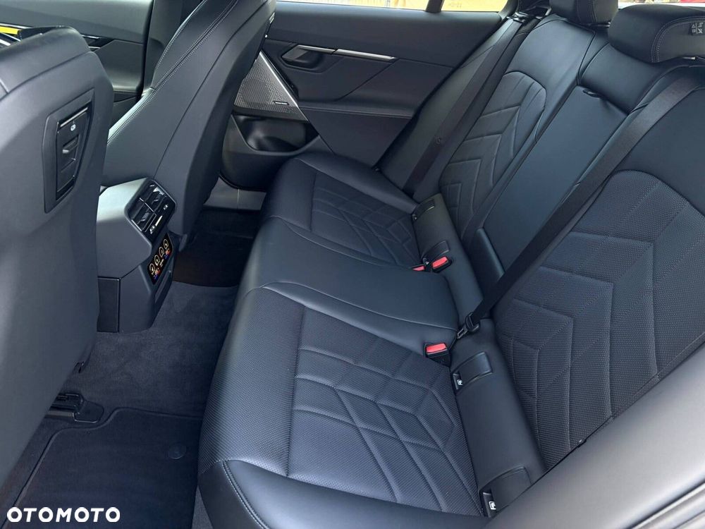 BMW Seria 5 520d xDrive mHEV M Sport - 15