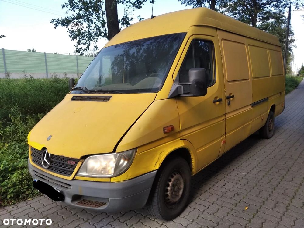 Mercedes-Benz Sprinter - 1