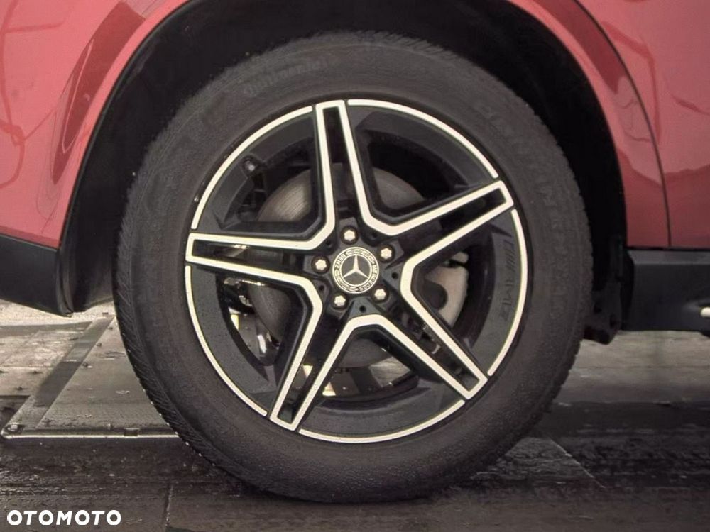 Mercedes-Benz GLE - 28