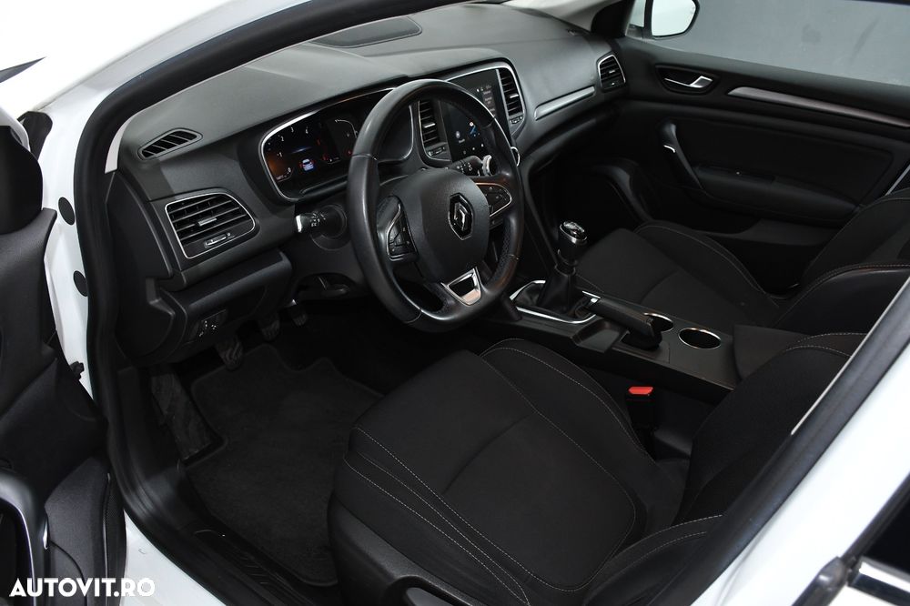 Renault Megane - 12