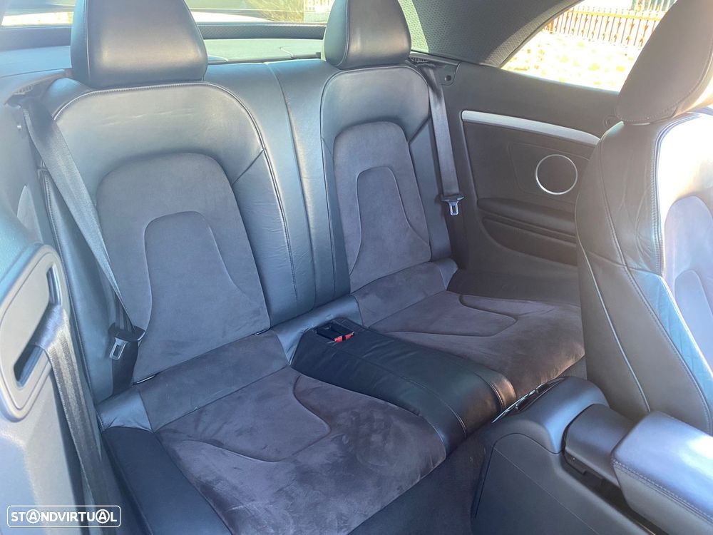 Audi A5 Cabrio 2.0 TDi Multitronic S-line - 22