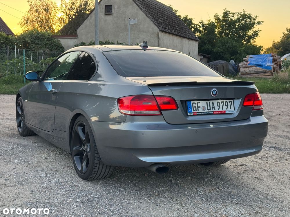 BMW Seria 3 320i - 7