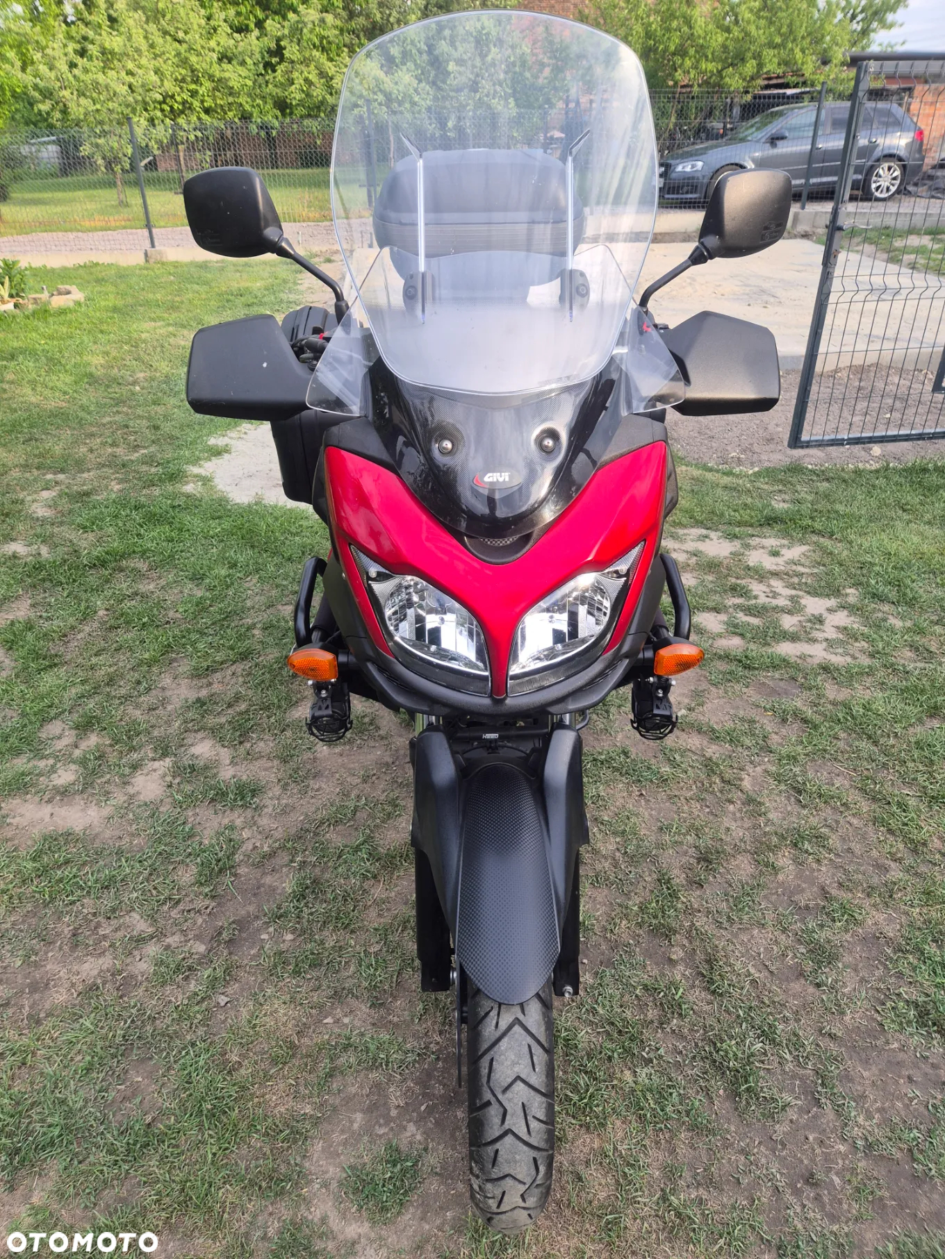 Suzuki V-STROM - 4