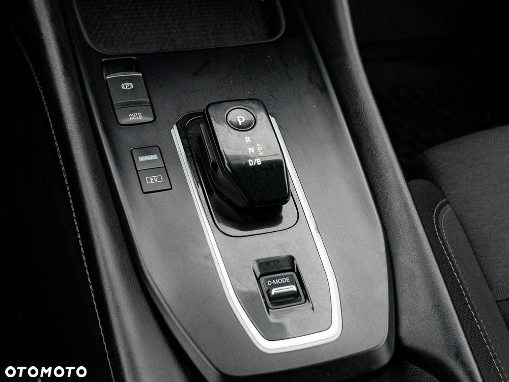 Nissan Qashqai 1.5 e-POWER N-Connecta - 18