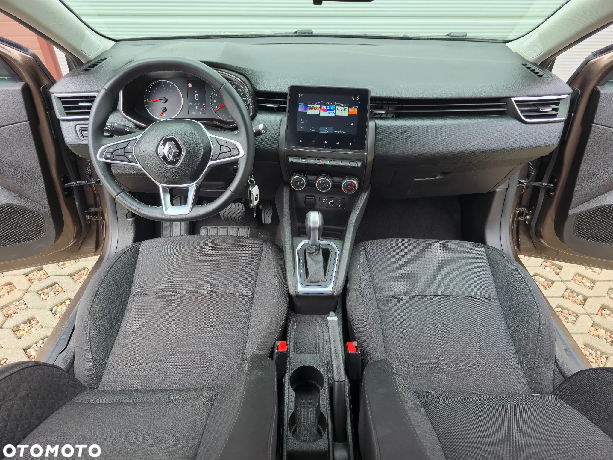 Renault Clio 1.0 TCe Zen Xtronic - 6