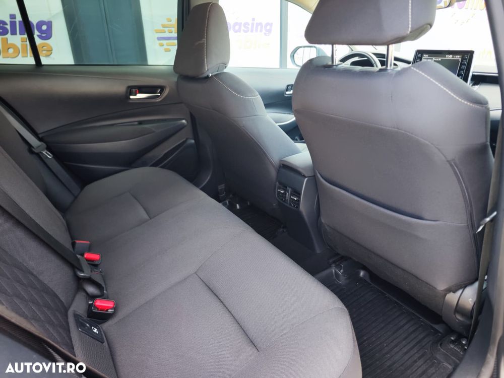 Toyota Corolla 1.8 HSD Dynamic - 13