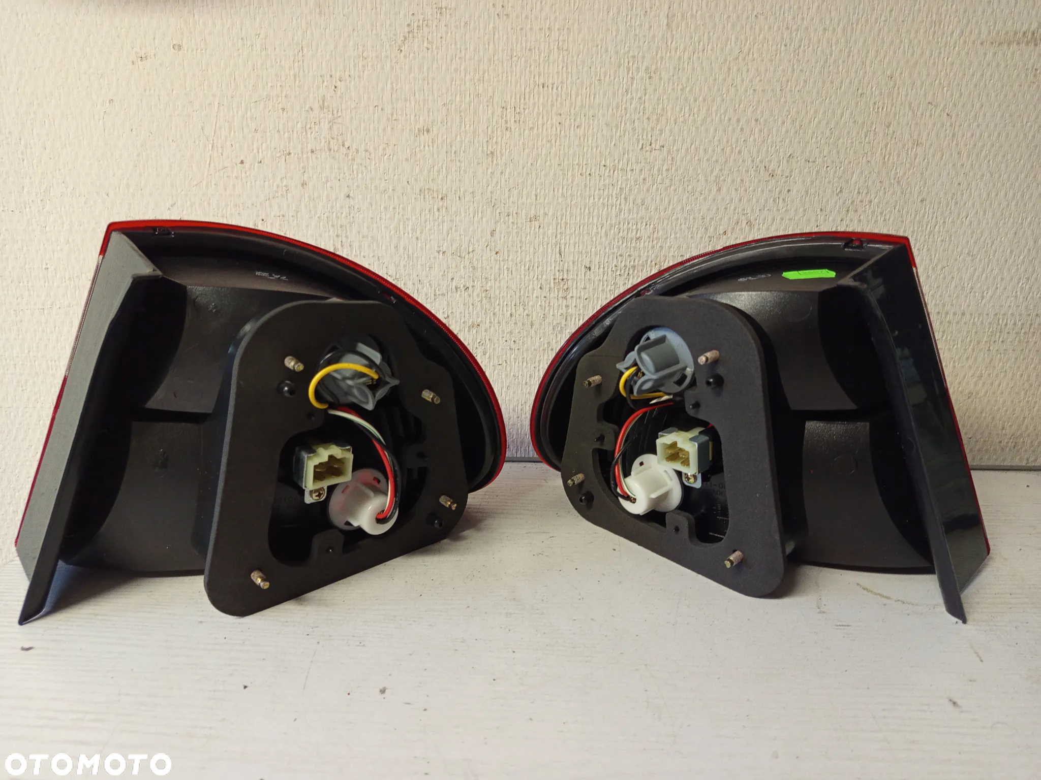 LAMPA TYLNA DAEWOO LANOS SDN LEWA LUB PRAWA - 4