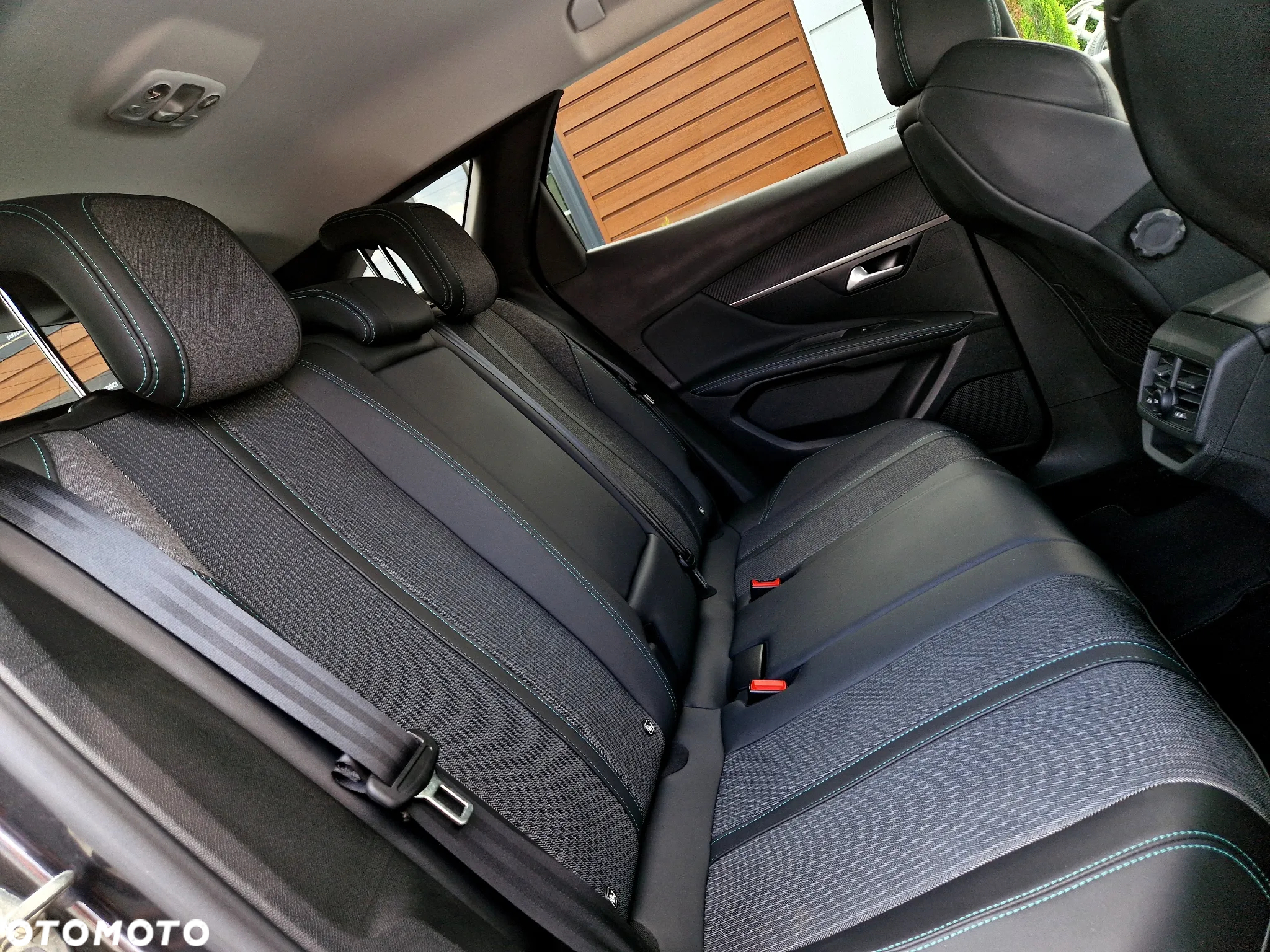 Peugeot 3008 BlueHDi 130 Stop & Start Allure Business-Paket - 23
