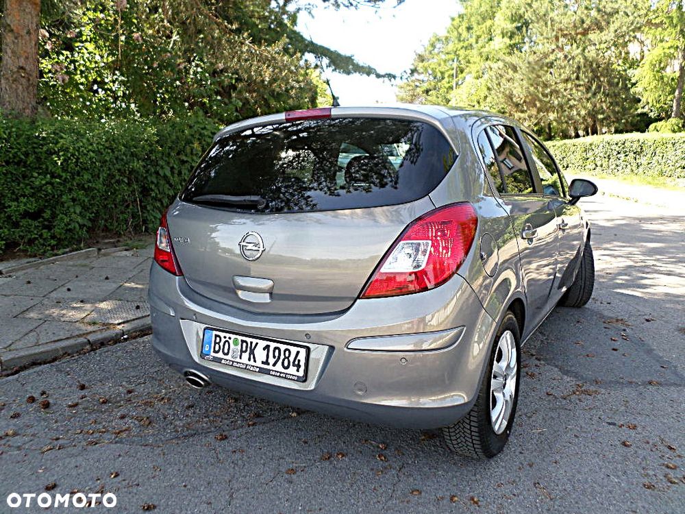 Opel Corsa 1.4 16V EcoFLEX Start-Stop Edition - 4