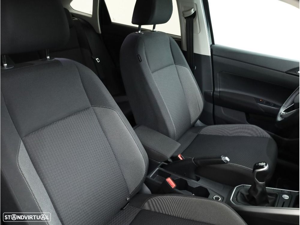 VW Taigo 1.0 TSI Urban - 23