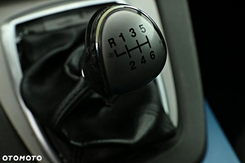 Ford Kuga 2.0 TDCi 2x4 Trend - 38