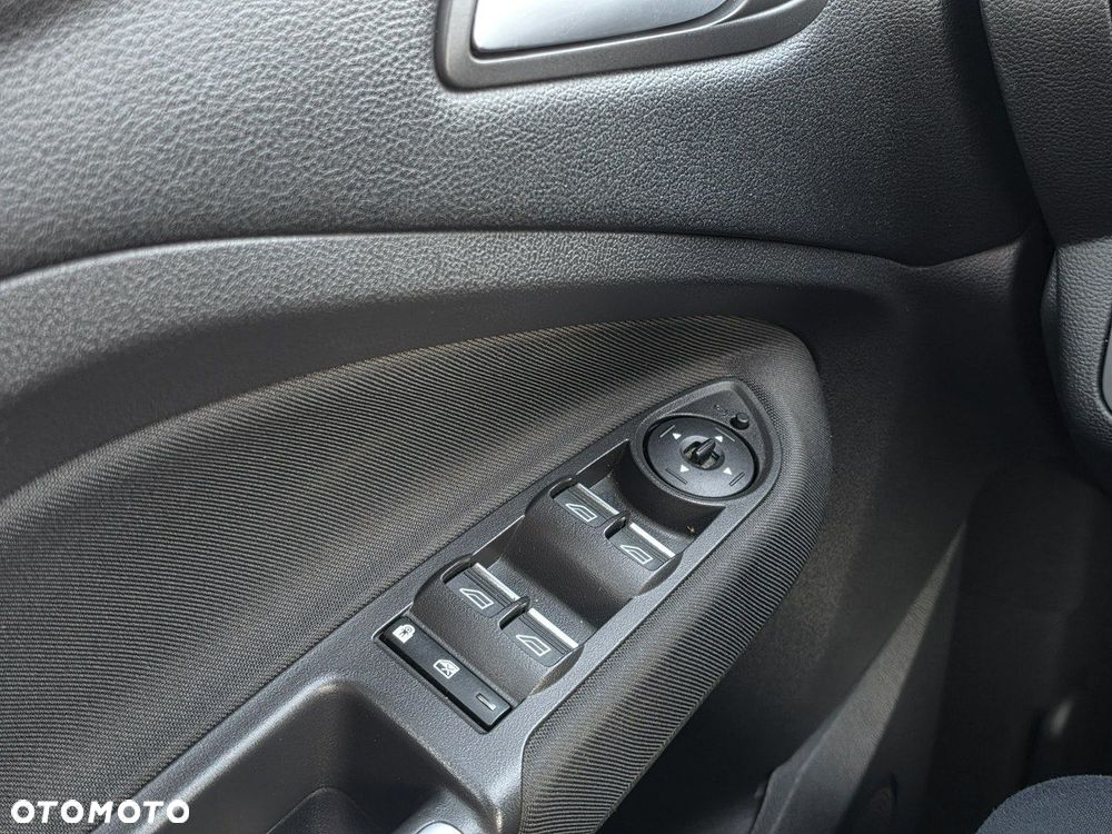 Ford Grand C-MAX - 10