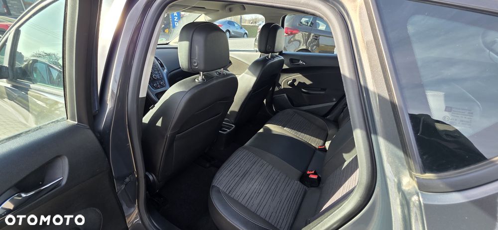 Opel Astra - 12