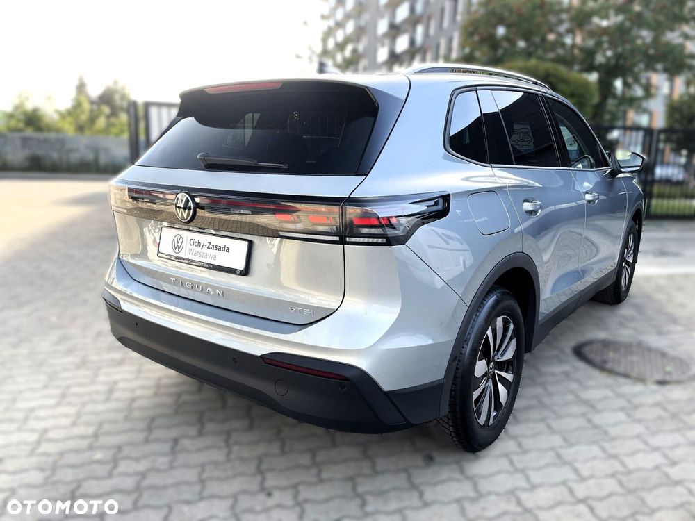 Volkswagen Tiguan 1.5 eTSI Life Plus DSG - 41