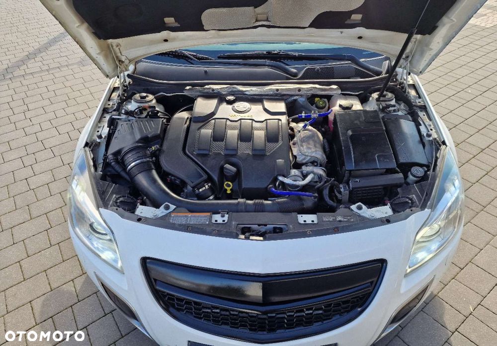Opel Insignia - 35