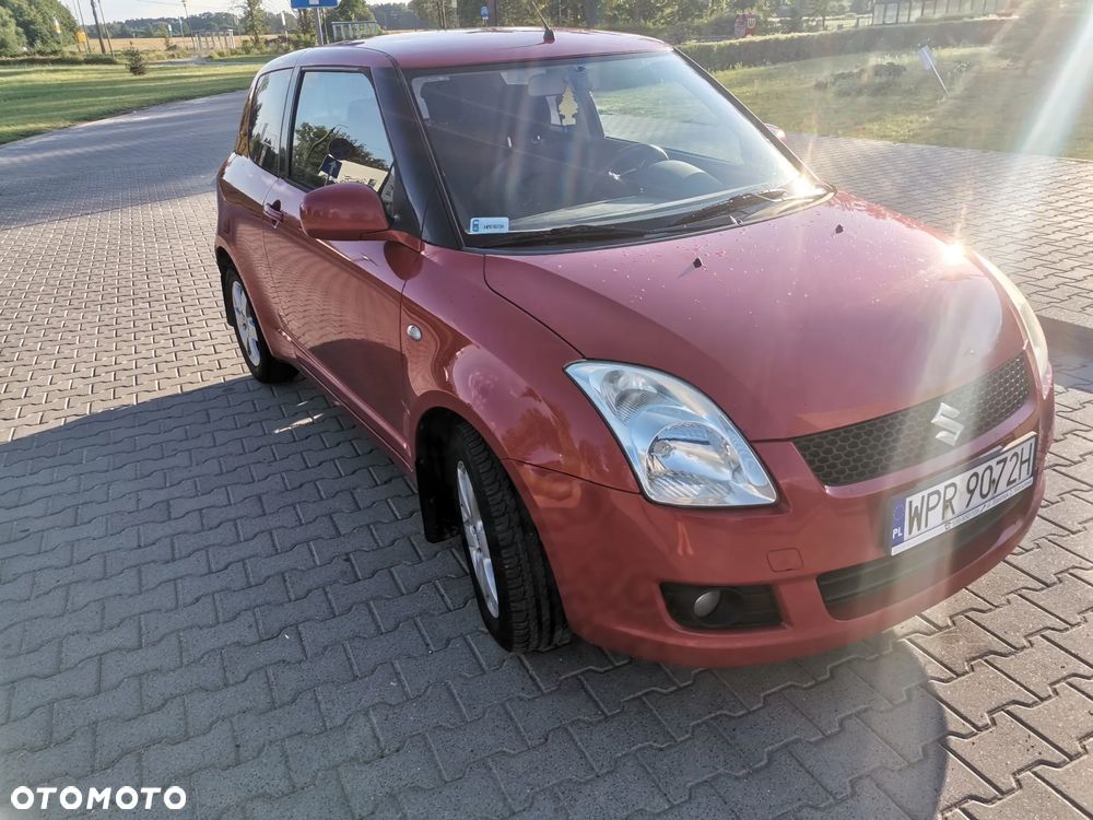 Suzuki Swift 1.5 GS - 4