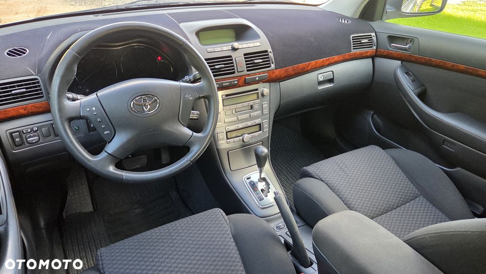 Toyota Avensis 2.0 VVT-i Automatik Sol - 27