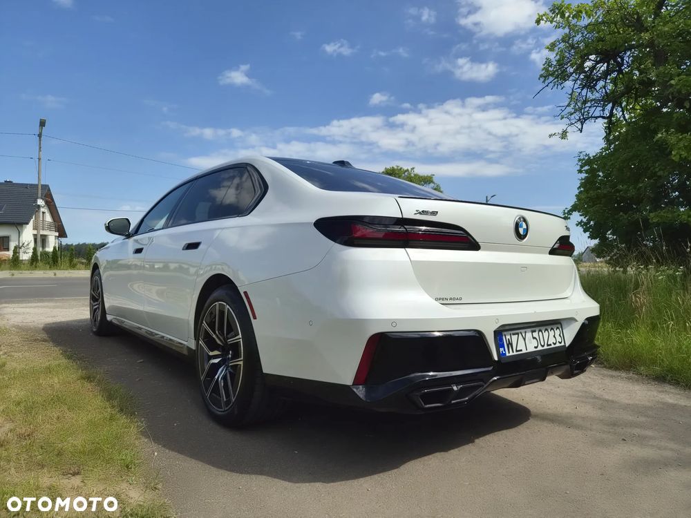 BMW Seria 7 - 15