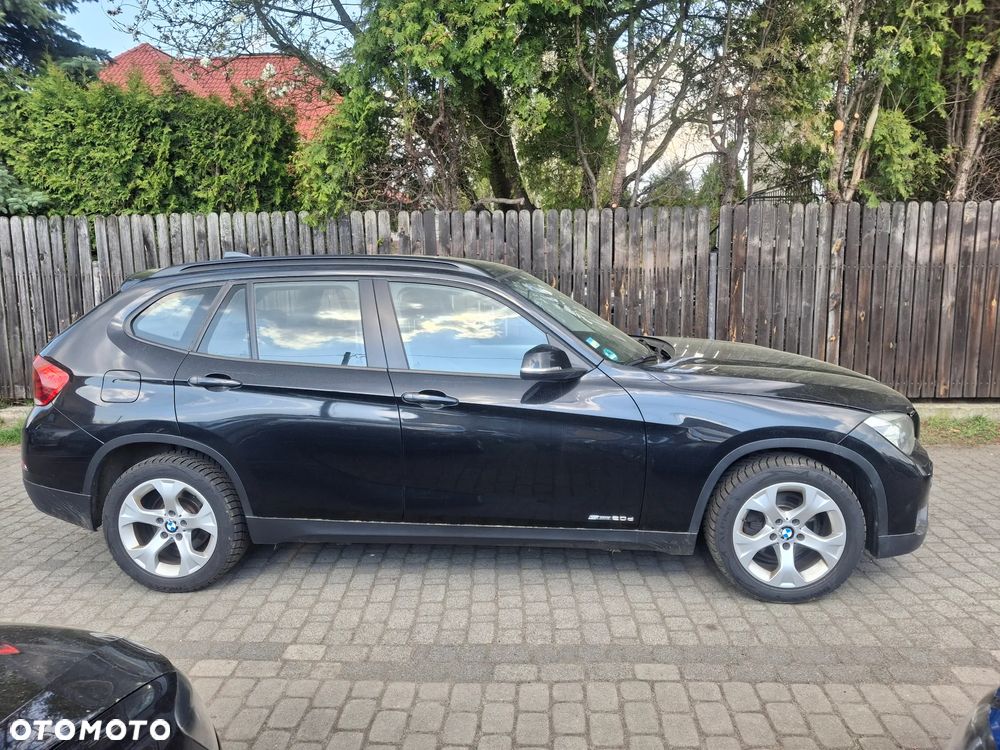 BMW X1 sDrive20d Sport Line - 24