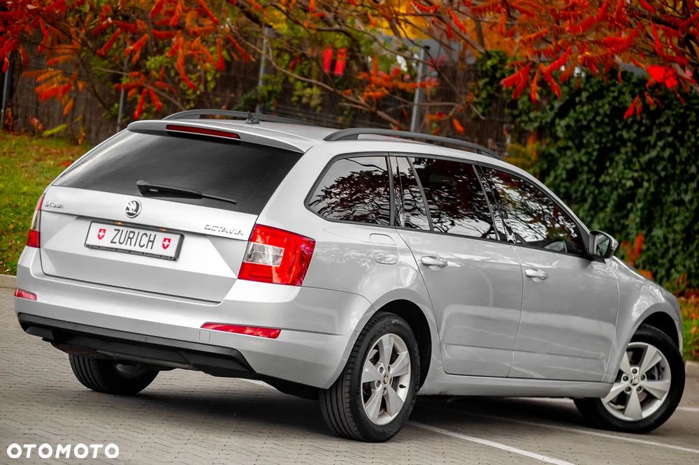 Skoda Octavia 1.8 TSI (Green tec) DSG Style - 4