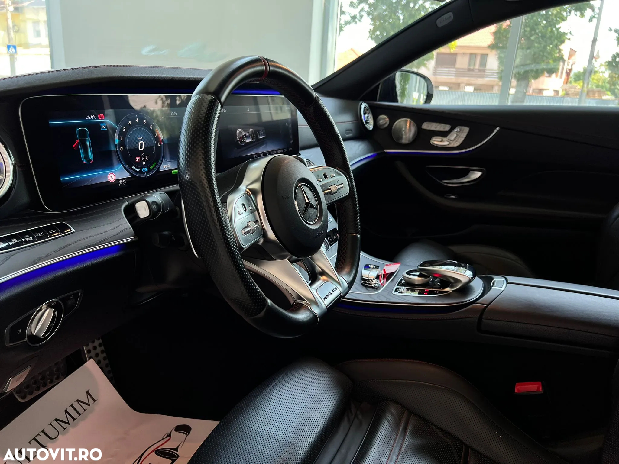 Mercedes-Benz E - 11