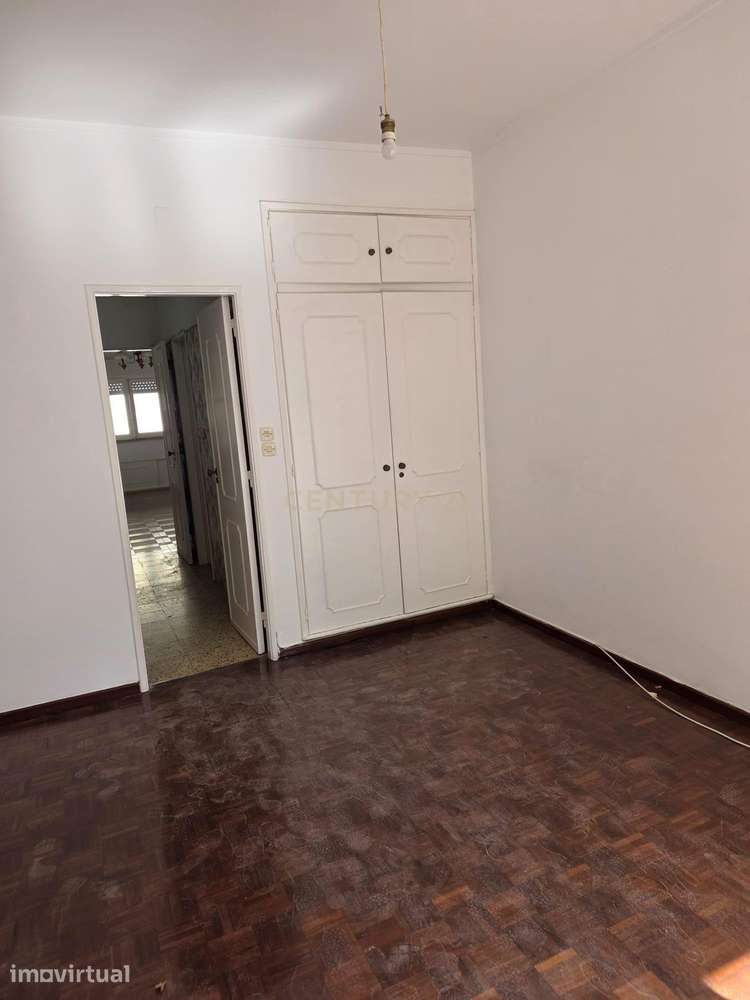 Apartamento T1 em Queluz (Monte-Abraão) - Grande imagem: 3/11