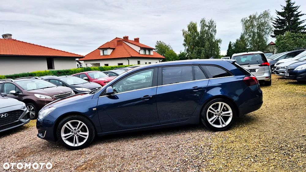 Opel Insignia 1.4 T Cosmo S&S - 23
