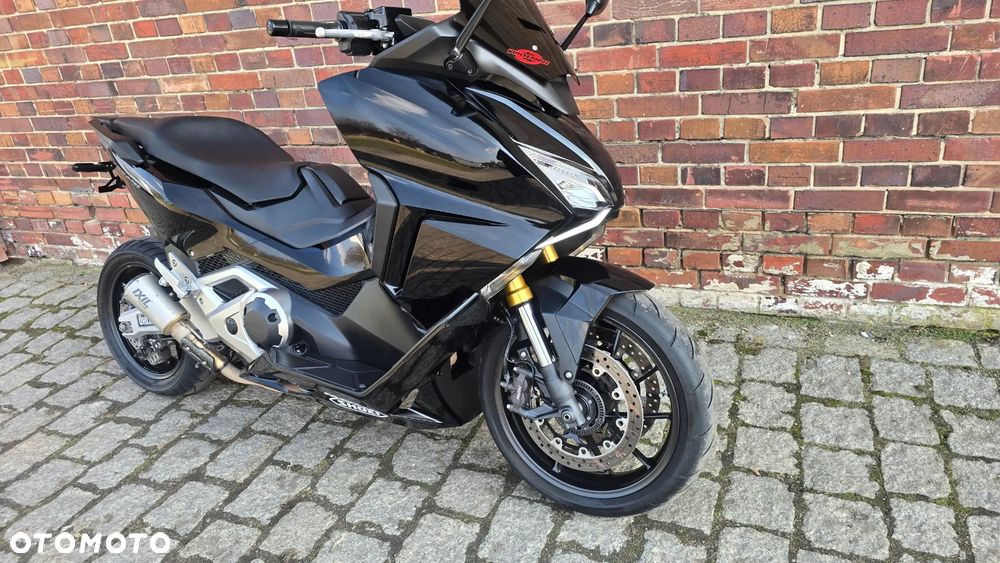 Honda NSS - 18