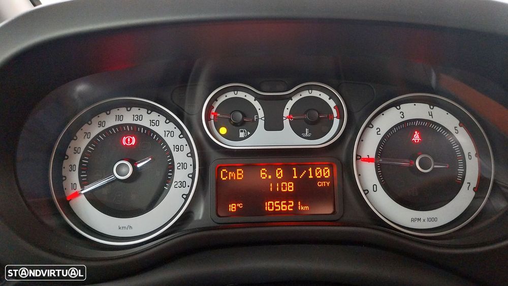 Fiat 500L 1.3 MJ Trekking S&S - 6