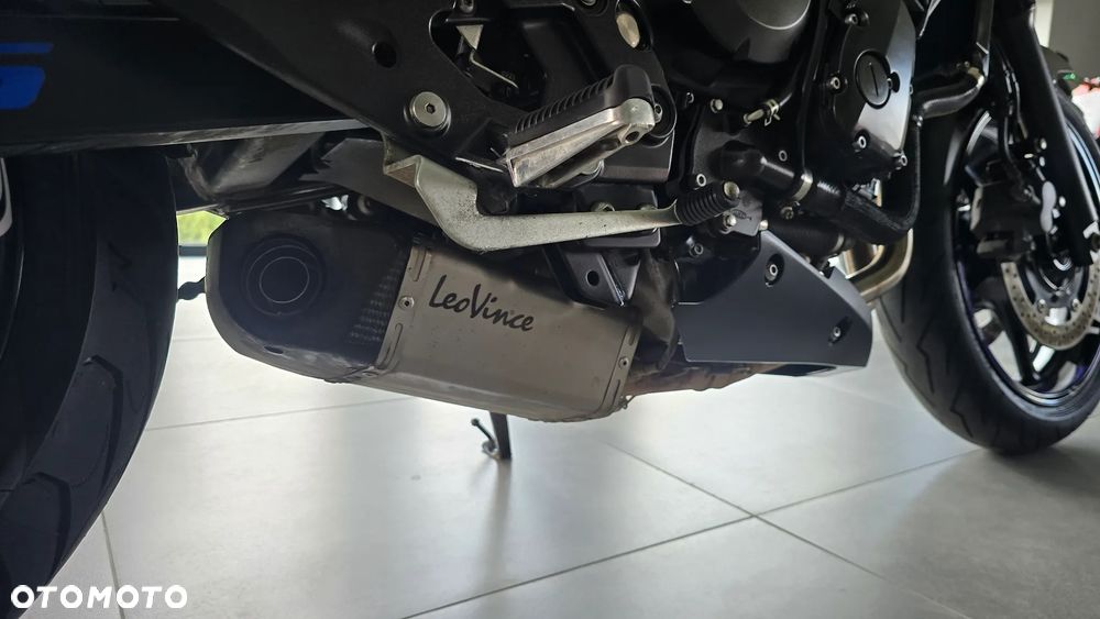Yamaha XJ - 4
