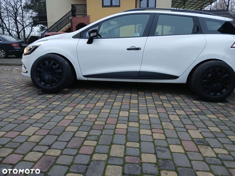 Renault Clio 1.5 dCi Expression - 10