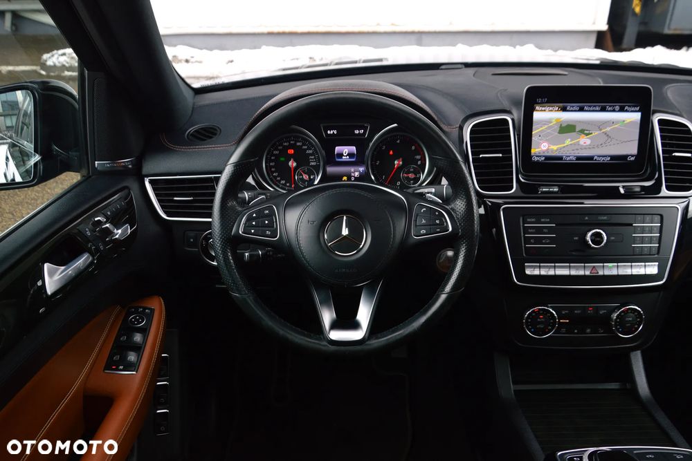 Mercedes-Benz GLS 350 d 4-Matic - 29