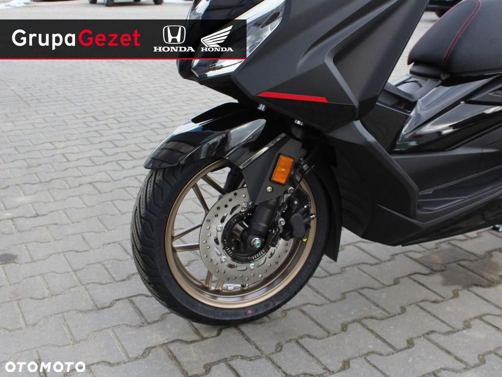 Honda NSS - 9