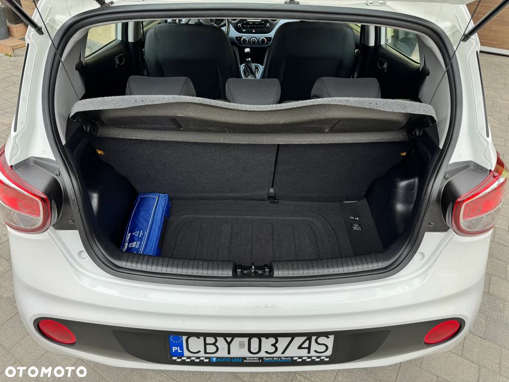 Hyundai i10 1.0 YES - 15