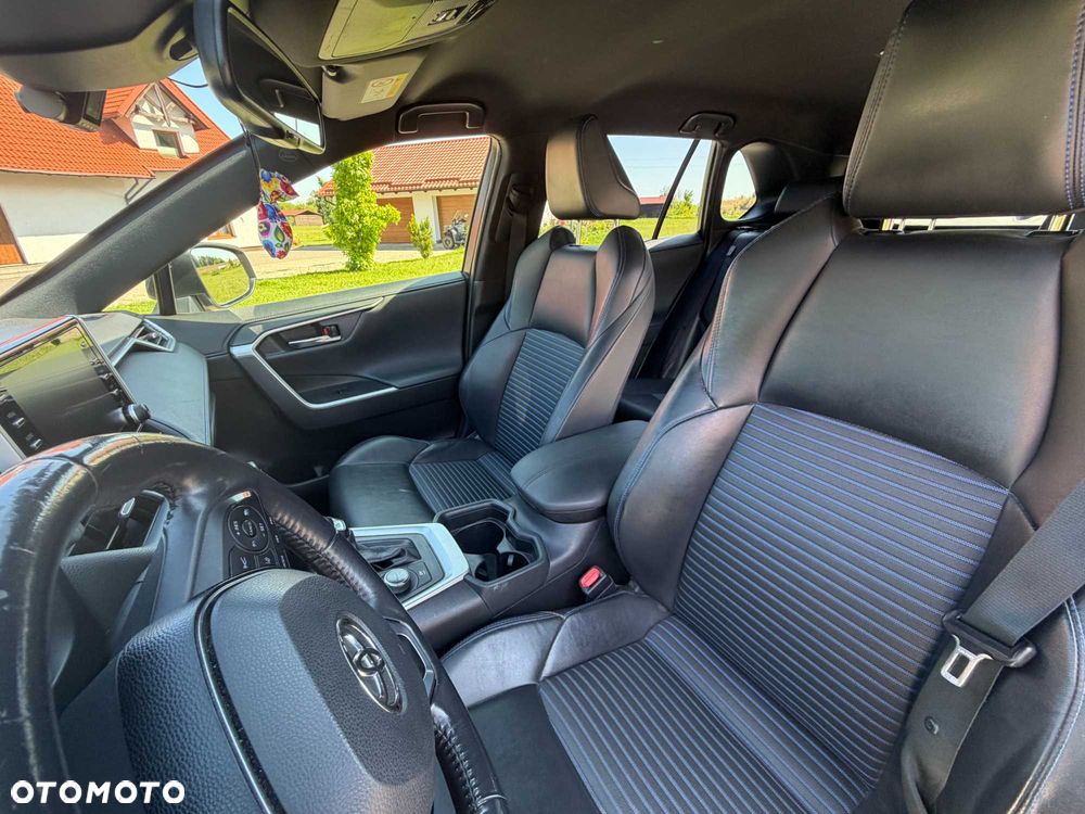 Toyota RAV4 - 7