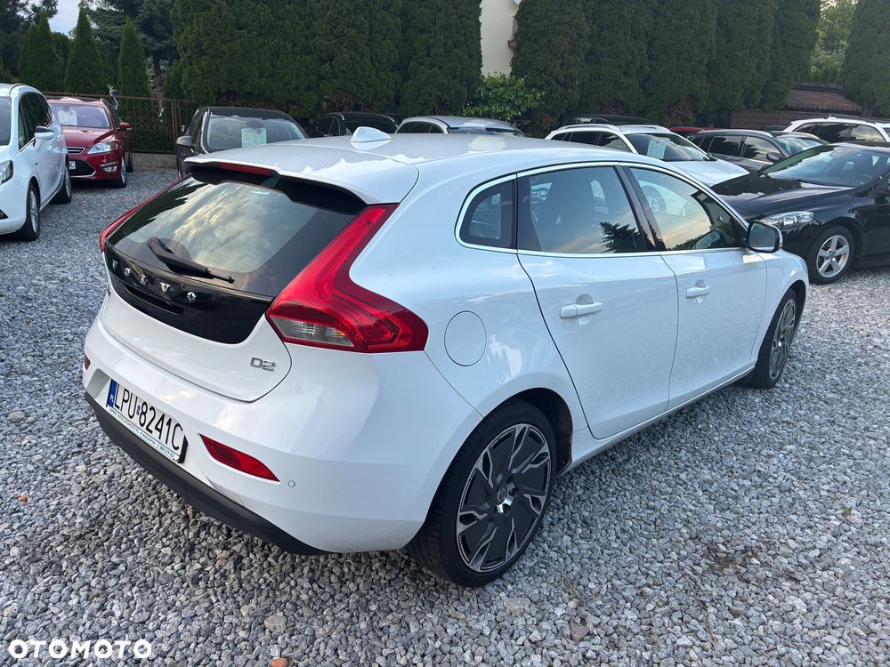 Volvo V40 D2 - 7