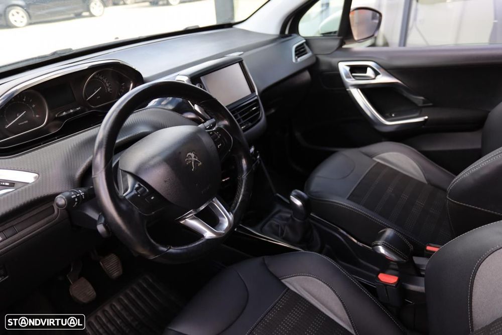 Peugeot 2008 1.6 BlueHDi Allure - 8