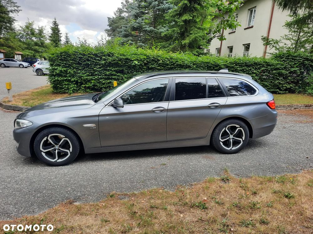 BMW Seria 5 530d xDrive - 6