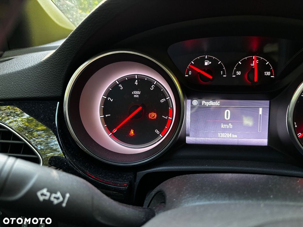 Opel Astra 1.4 Turbo Edition - 9