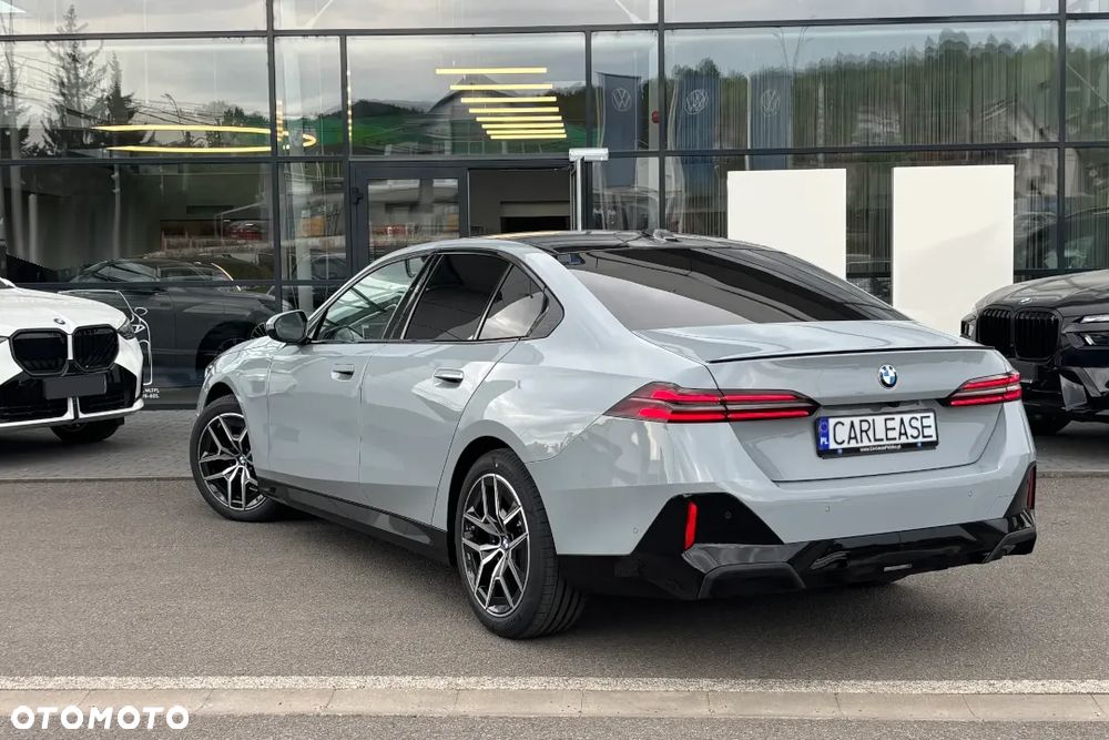 BMW Seria 5 520d xDrive mHEV - 5
