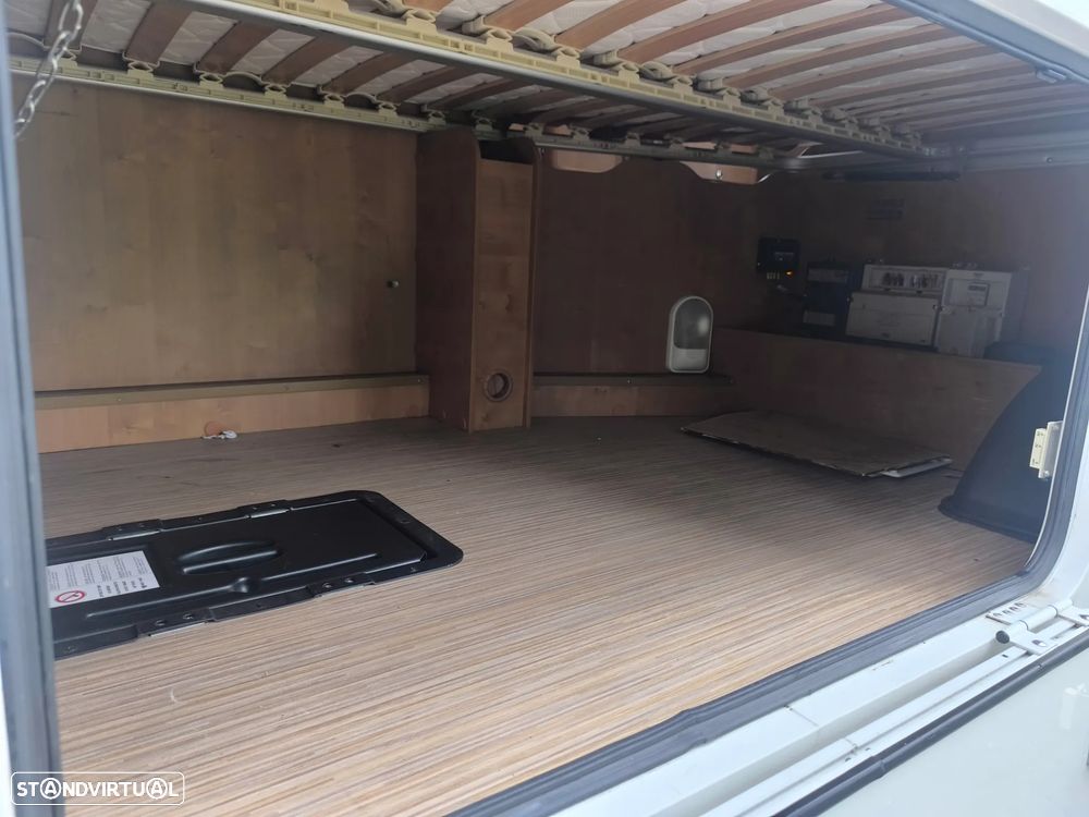 Rapido Serie 70 2 camas casal sempre feitas apenas  39.000kms sempre de garagem - 6