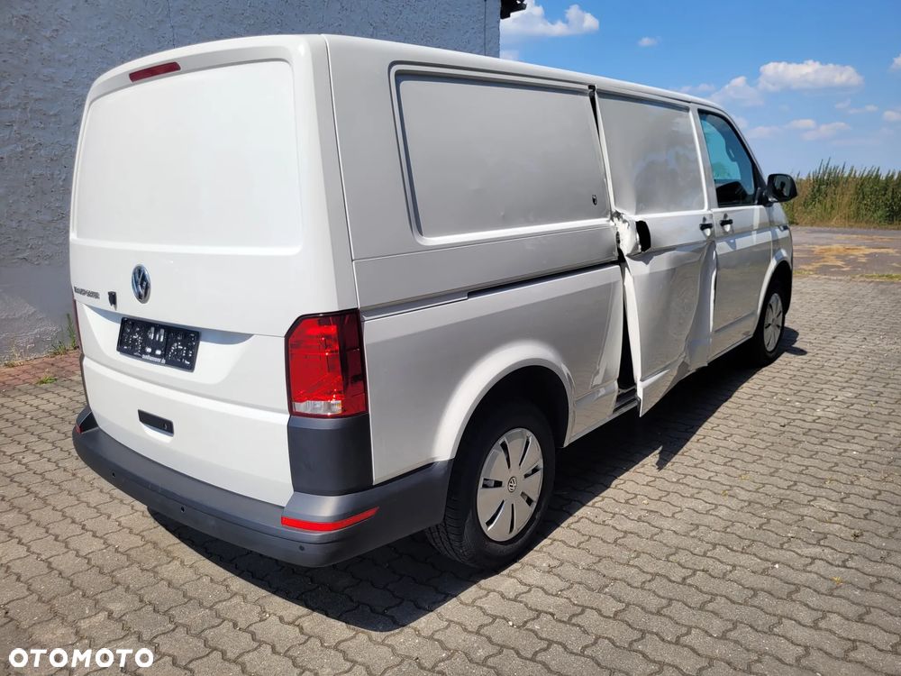 Volkswagen T6.1 Transporter - 26