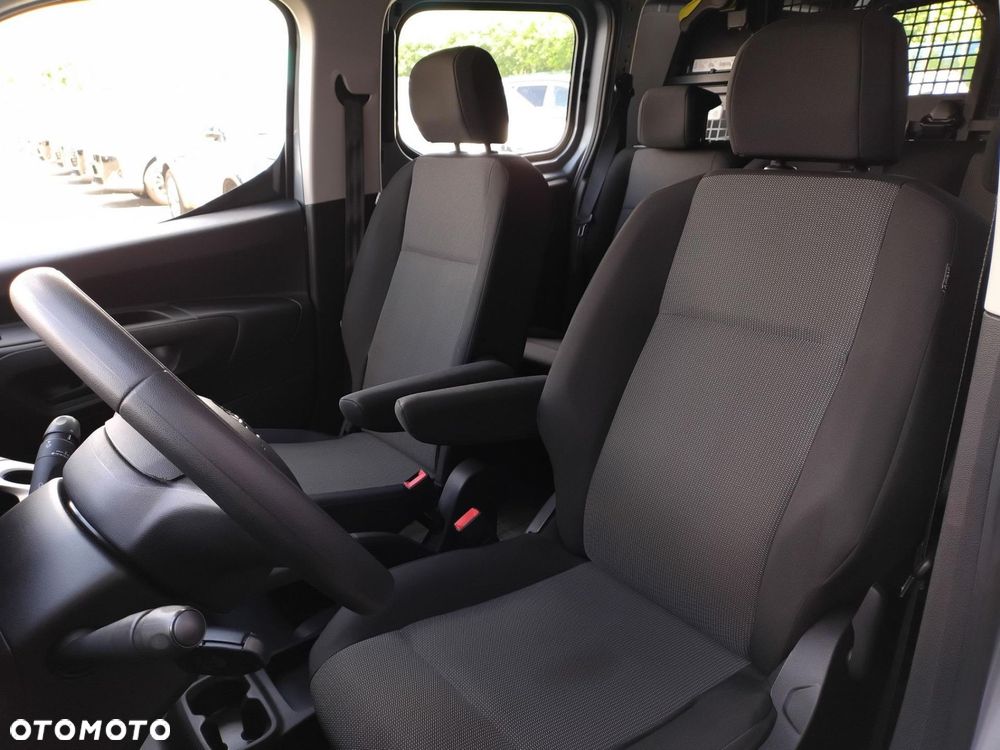 Toyota Proace City - 21