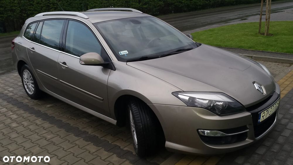 Renault Laguna 2.0 dCi Tech Run - 8