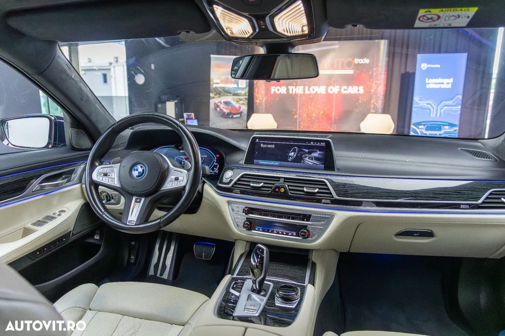 BMW Seria 7 745Le xDrive AT PHEV - 17