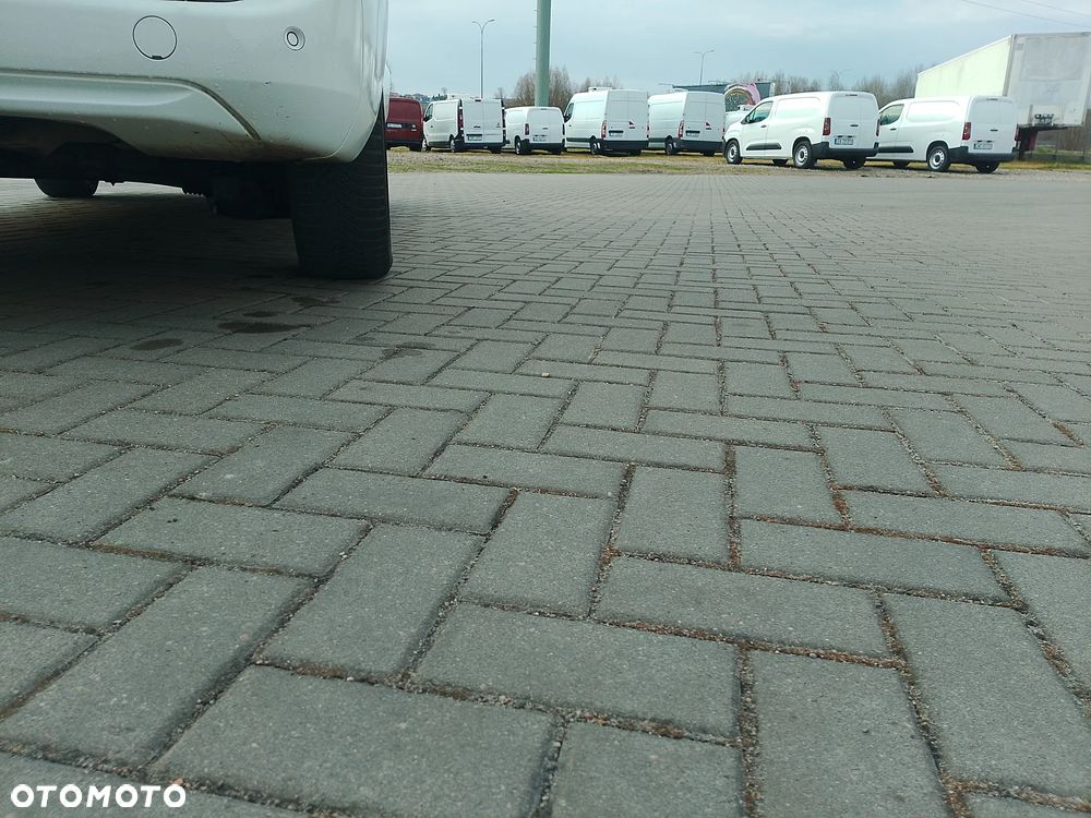 Peugeot Partner Proace Berlingo Combo Doblo L2 Izoterma Chłodnia Salon PL półka Inox 3 osoby - 25