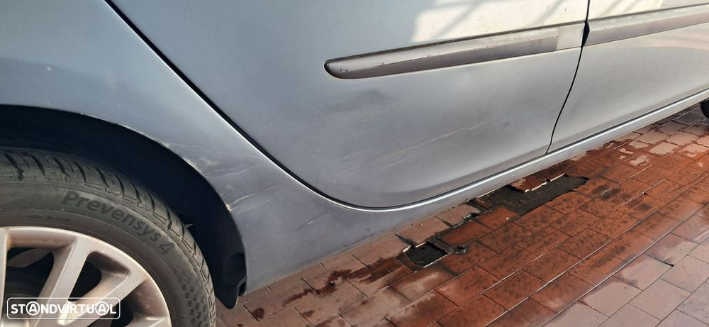 Renault Clio 1.2 16V Confort - 13