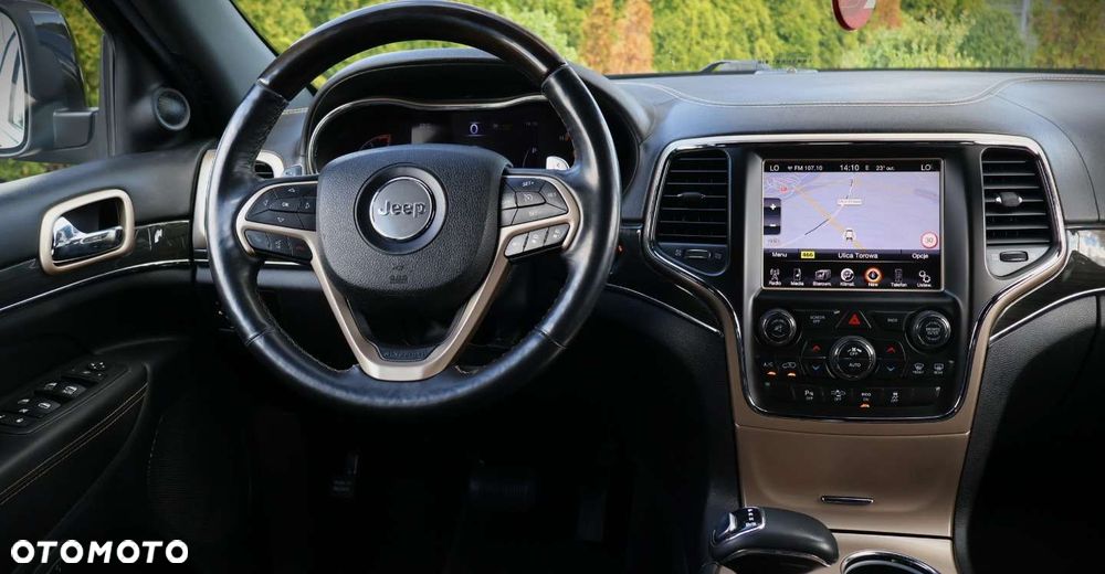 Jeep Grand Cherokee - 13